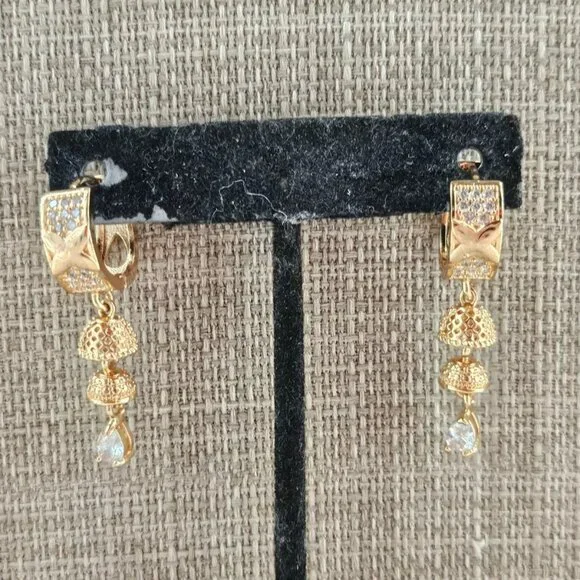 Earrings Fashion Ear Jewelry Drop Down Rose Gold Tone Jhumki style Earrings - Picture 7 of 10